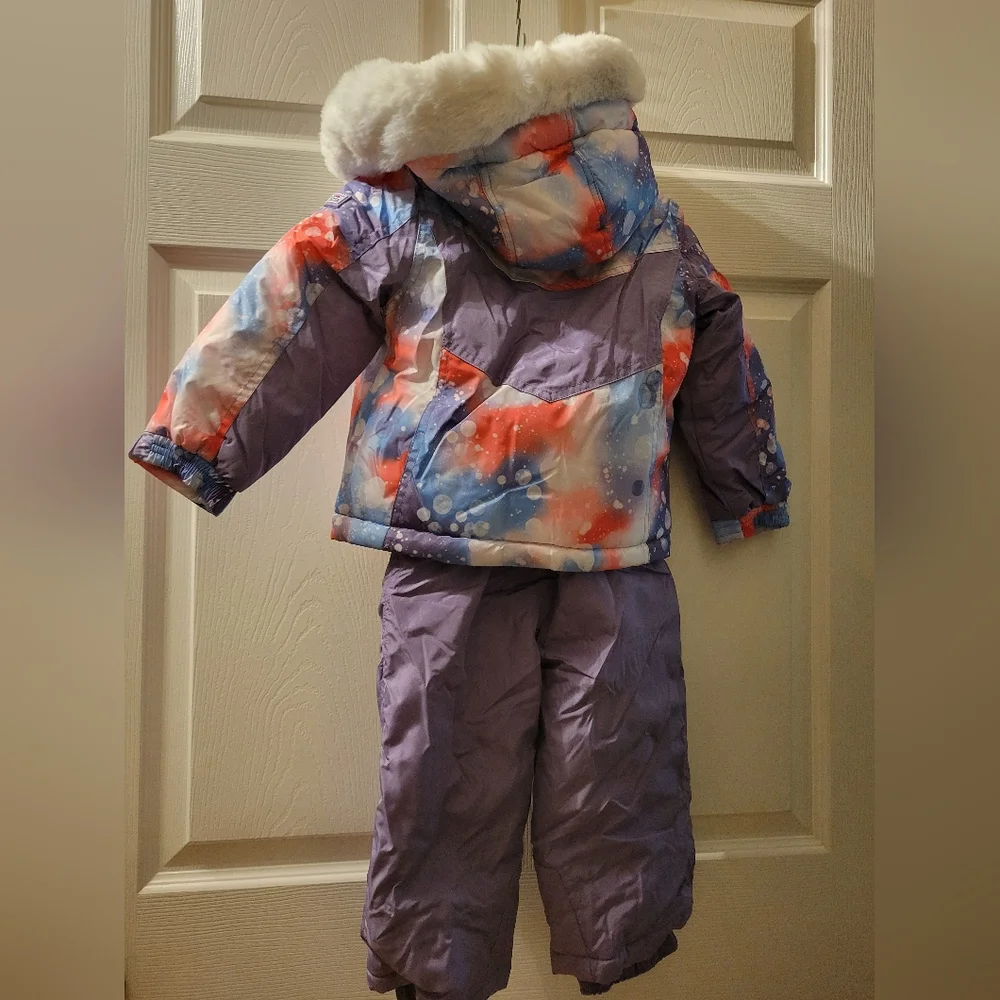 NWT 3T Spyder Kids' 2-piece Snowsuit, Push That Like Heart For Random Sale Price